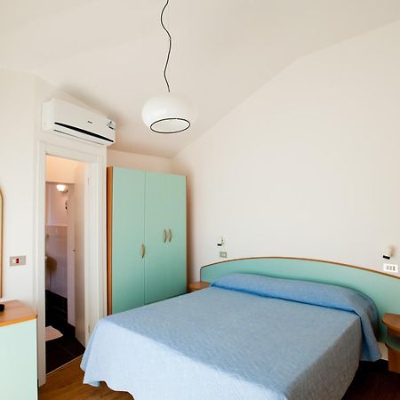 Albergo Villa Mauri Rímini Exterior foto